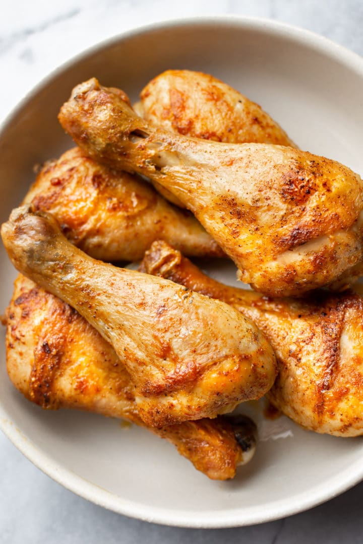how long to cook chicken legs in oven