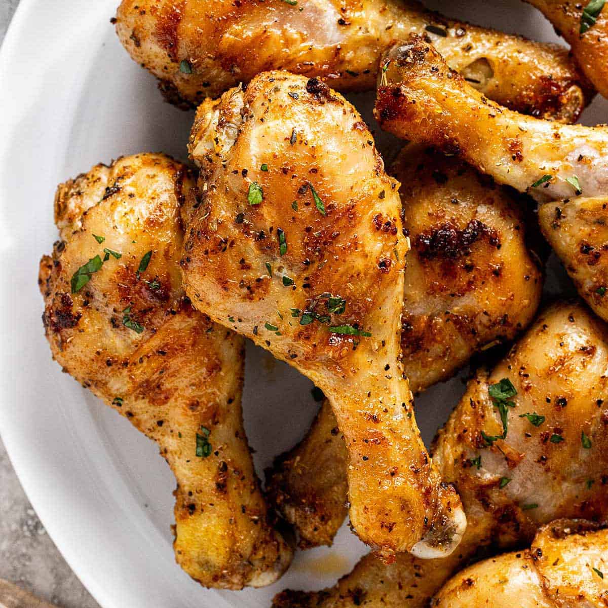 how long to cook chicken legs in oven