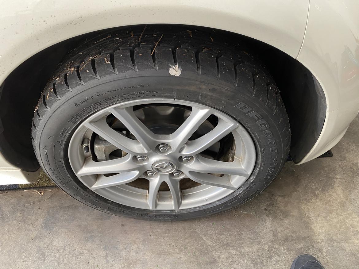 what does chalk on tires do